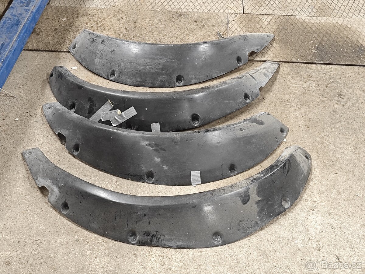 BMW E30 LAMINÁTOVÉ LEMY - 2