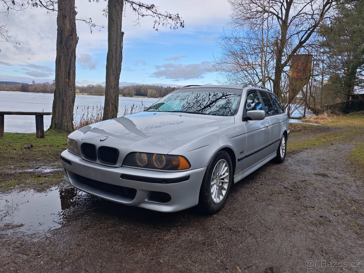 Bmw E39 525i manuál - 2