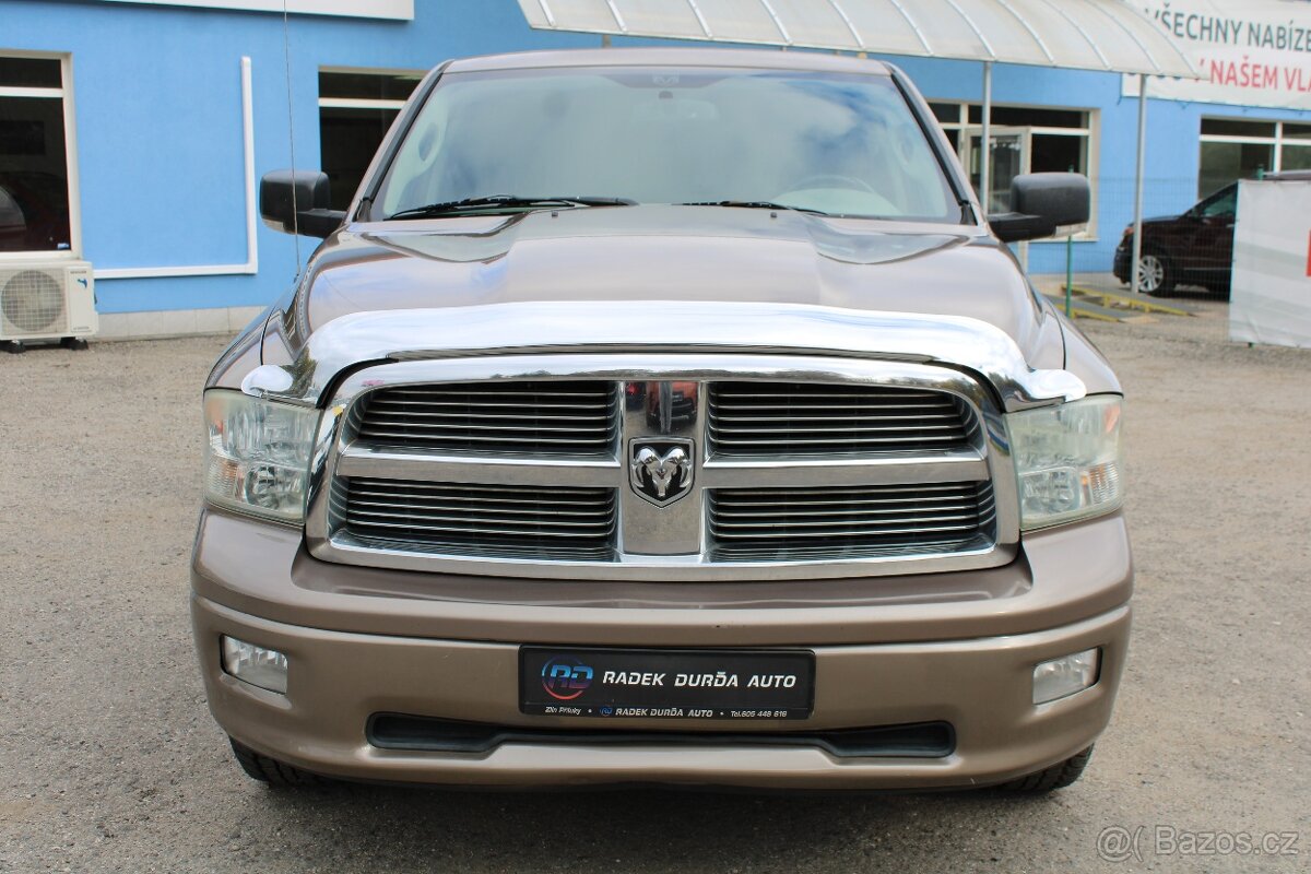 Dodge RAM 5,7 HEMI A/T,4x4,DPH,TAŽNÉ,2010 - 2