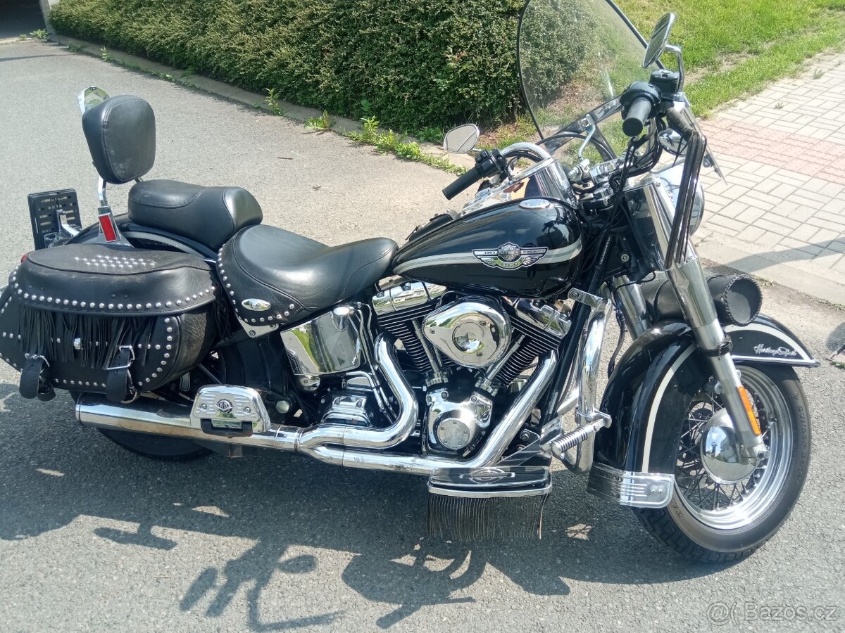 Harley Davidson Heritage Softail Classic - 2
