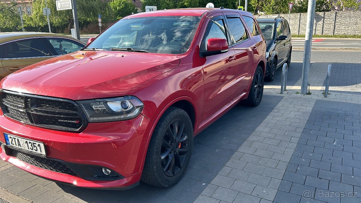 Dodge Durango R/T HEMI nehavarované - 2