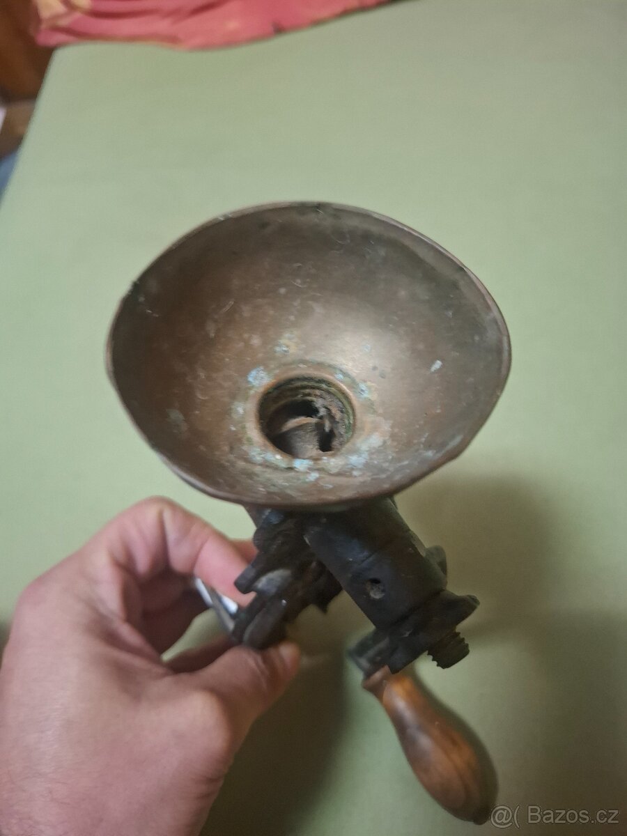 Starožitný mlýnek - 2