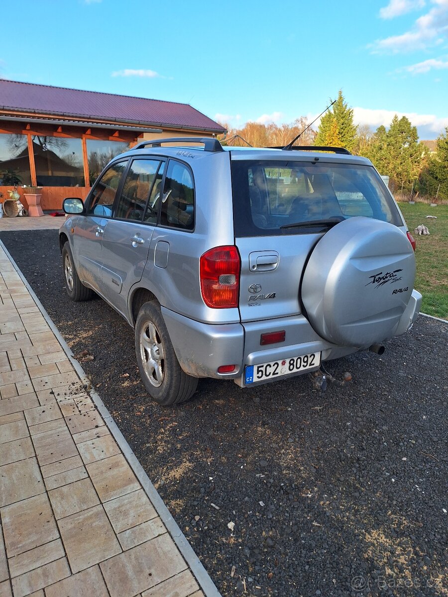 Toyota rav4 - 2