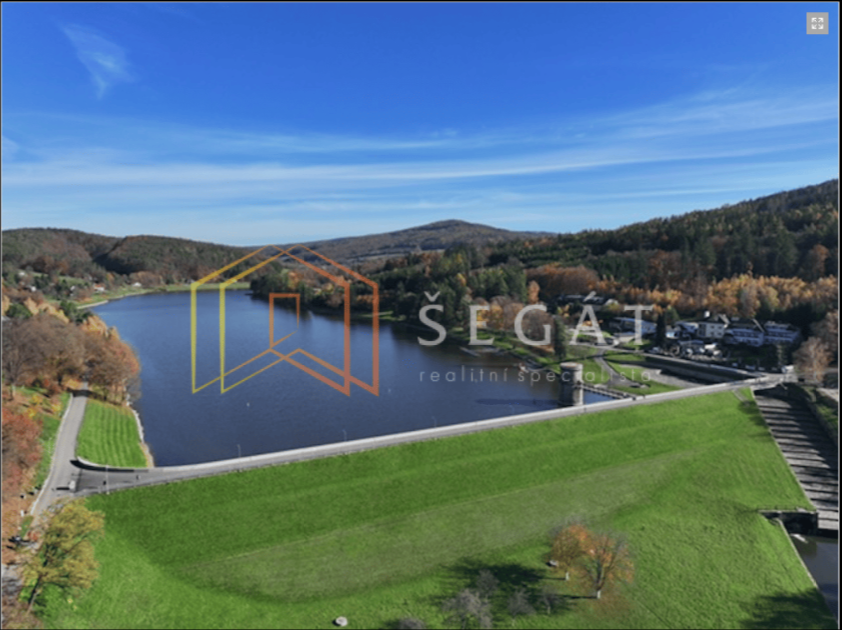 Prodej komerční nemovitosti Pozlovice přehrada - 2