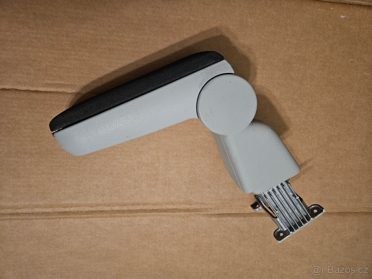 Škoda Fabia 2 Roomster loketní opěrka - 2