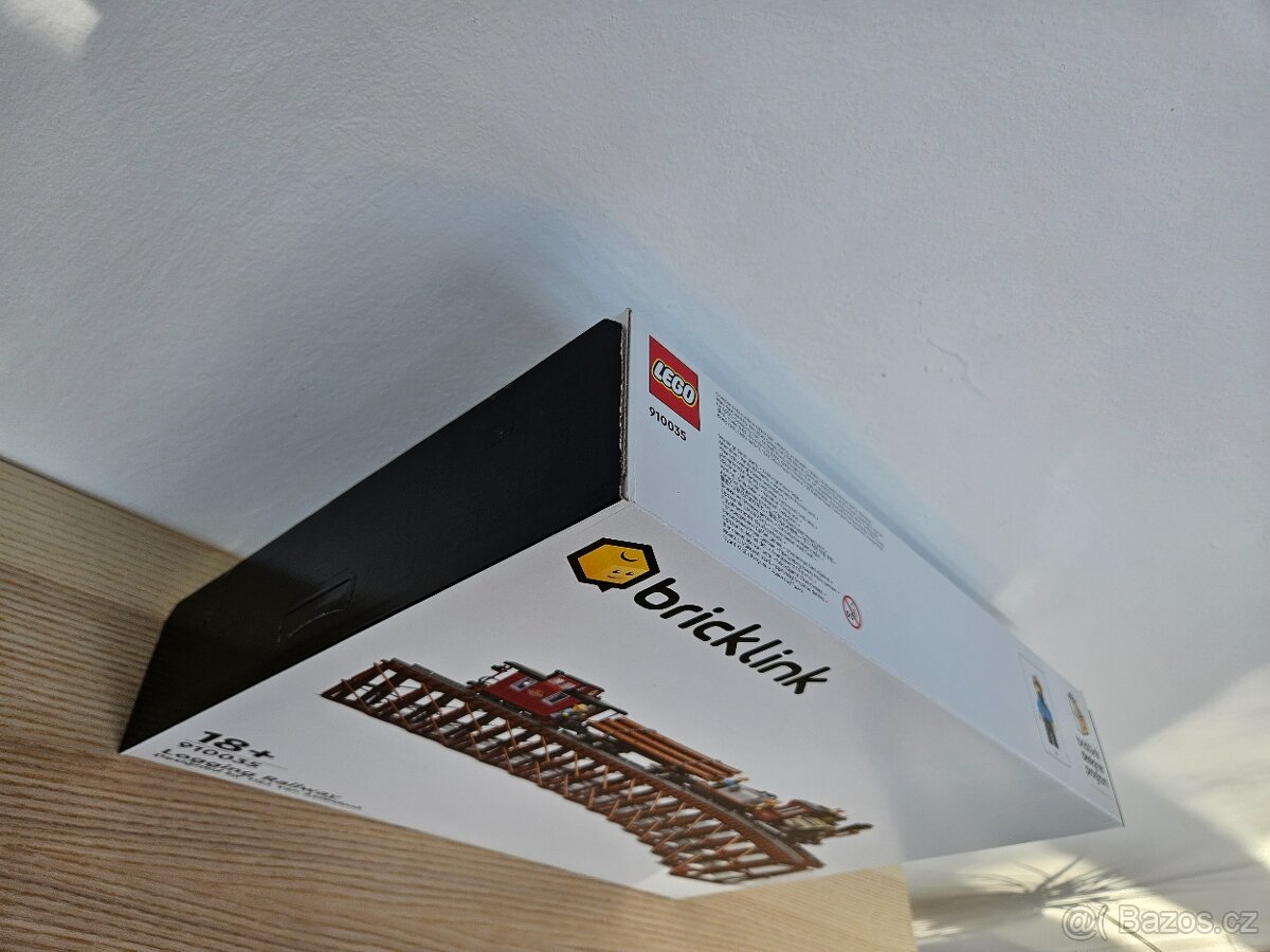 LEGO Bricklink 910035 Přeprava dřeva po železnici - 2
