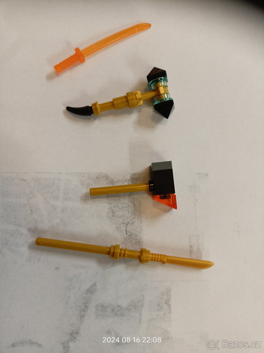LEGO® originálni zbraně k figurkám - 2
