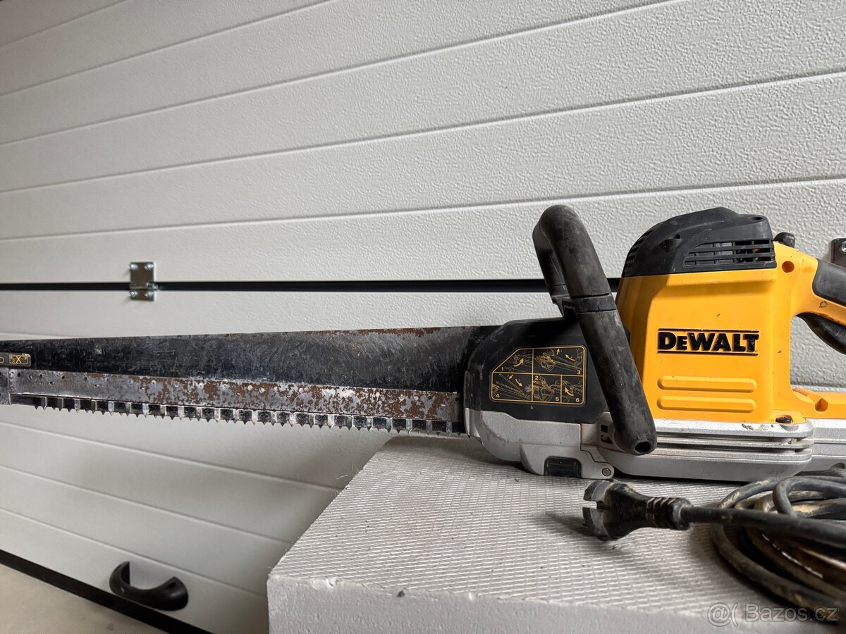 DEWALT Aligator DWE397-QS - 2