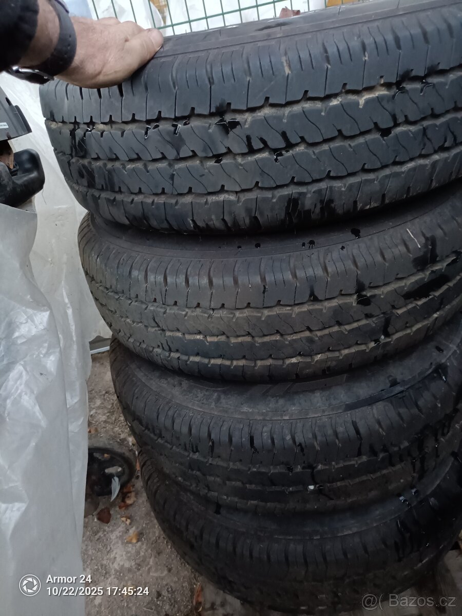 Letní gumy r16C - 2