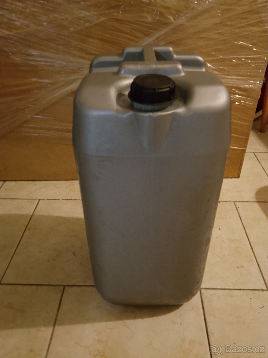 Prodám kanystry - 2
