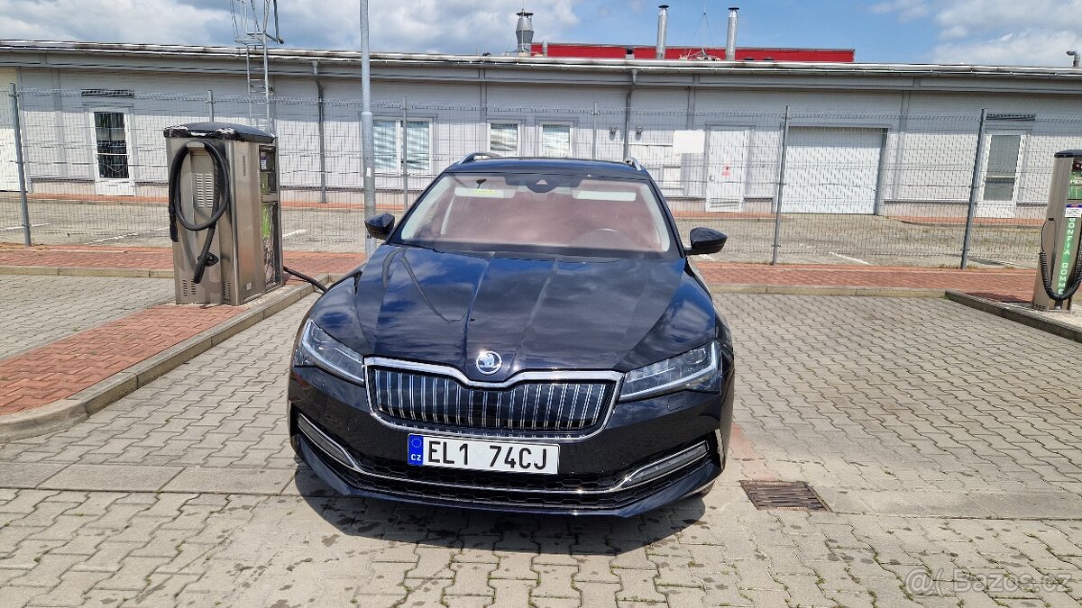 Škoda superb combi 1,4 iV style, DCC, DSG, ACC,Tažné - 2