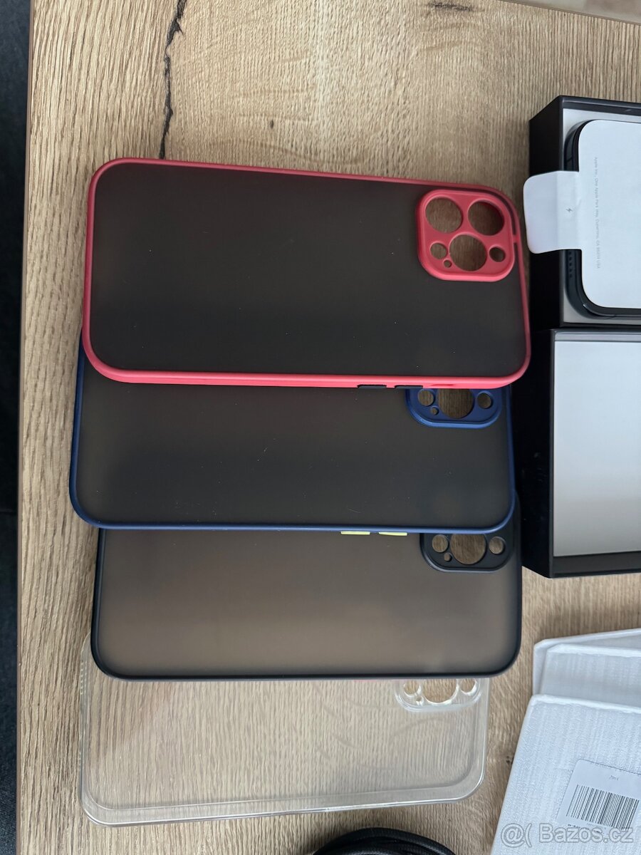iPhone 12 Pro Max kryty, NOVÁ 3x skla, kabel - 2