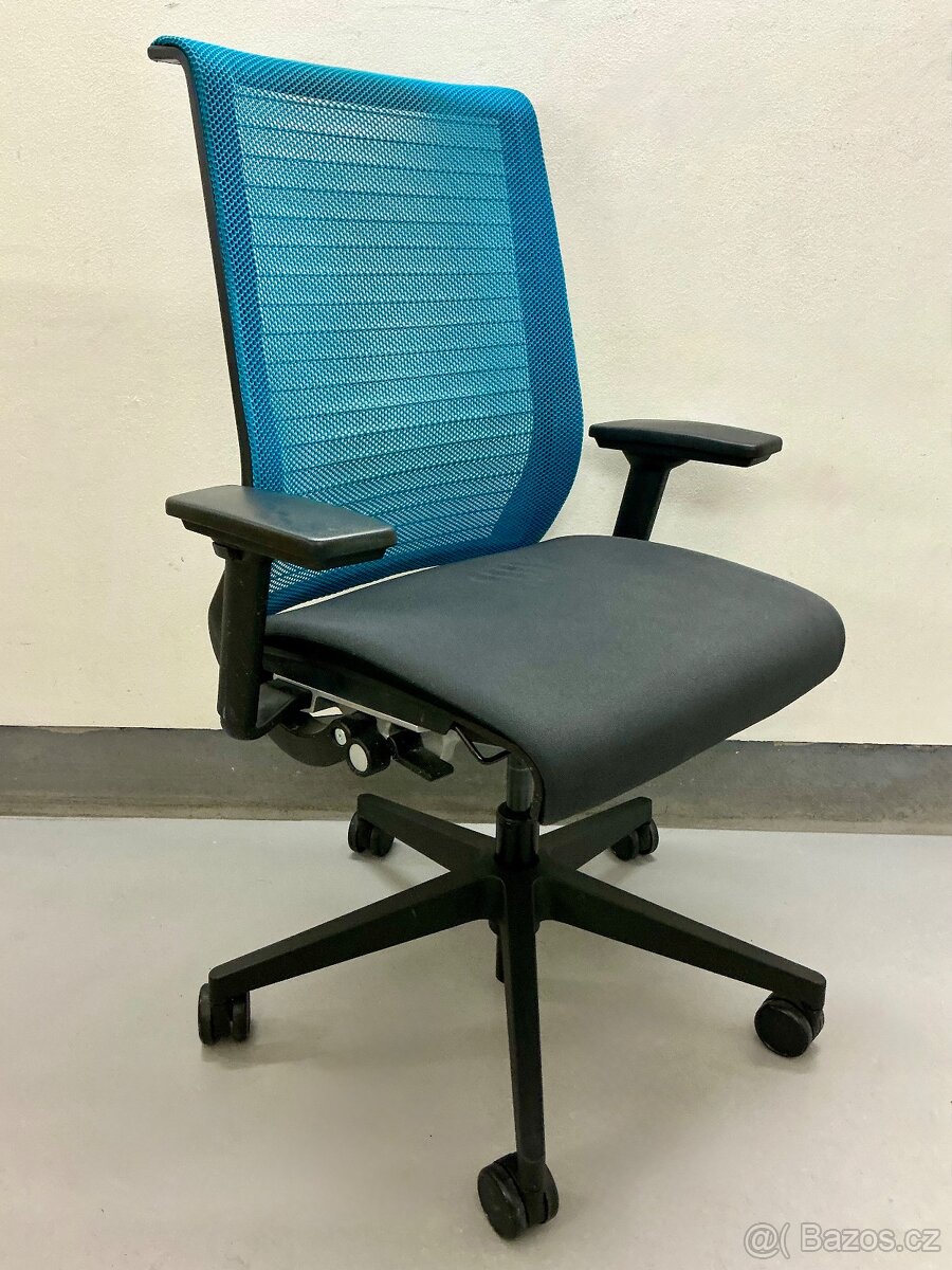 Kancelářská židle - Steelcase Think - 2