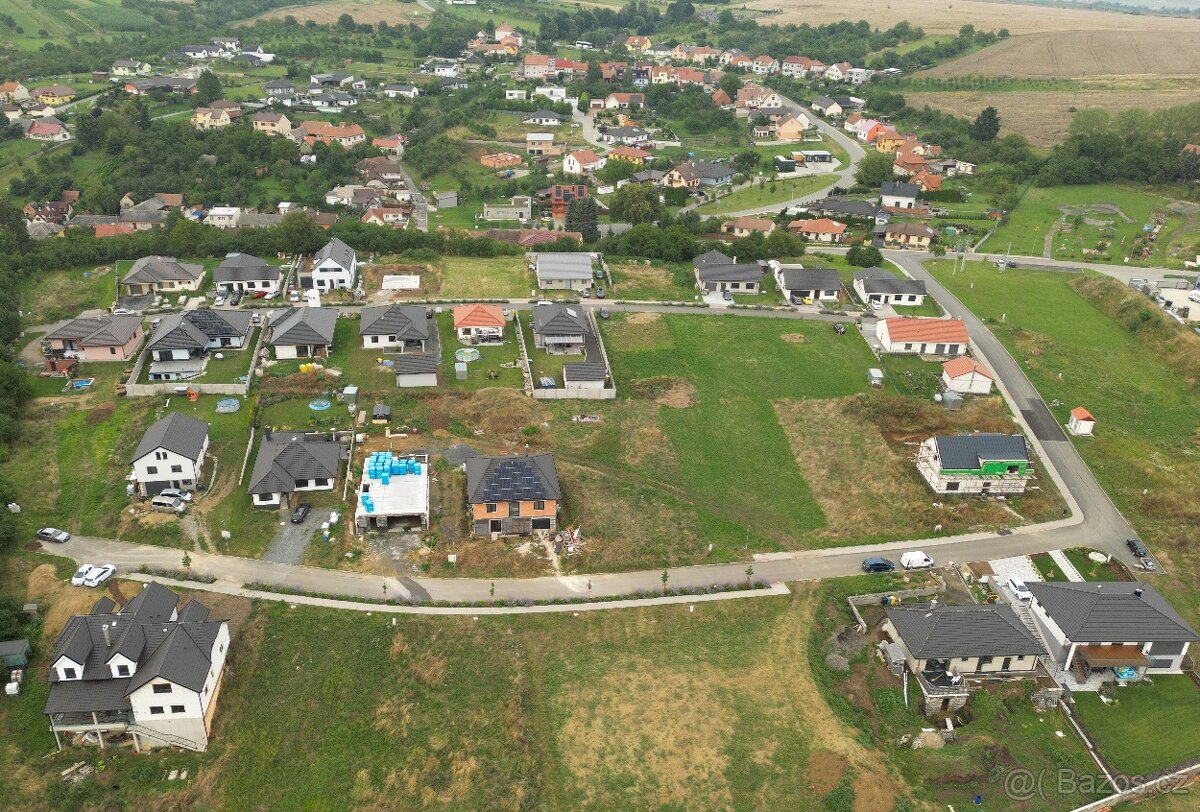 Stevební parcela v Ořechově - 2