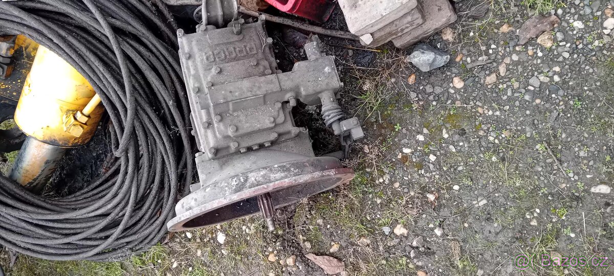 AVIA 30/31 NÁHRADNÍ DÍLY - 2