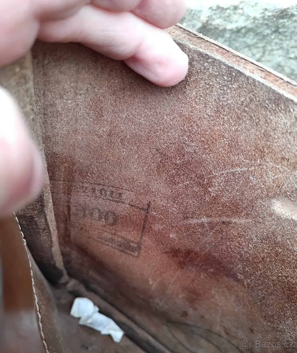 Stará vojenská kožená důstojnická brašna - 2