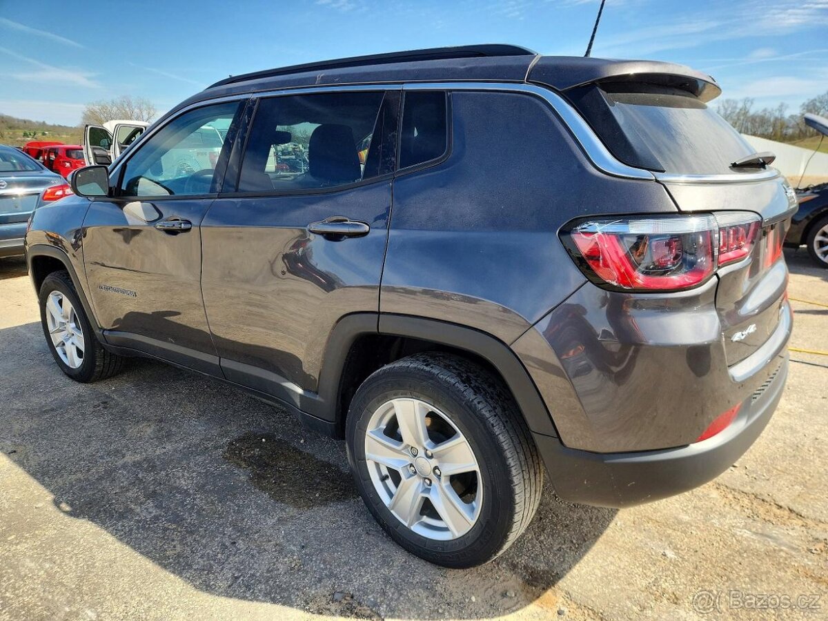Jeep Comass Latitude 2022 - 2
