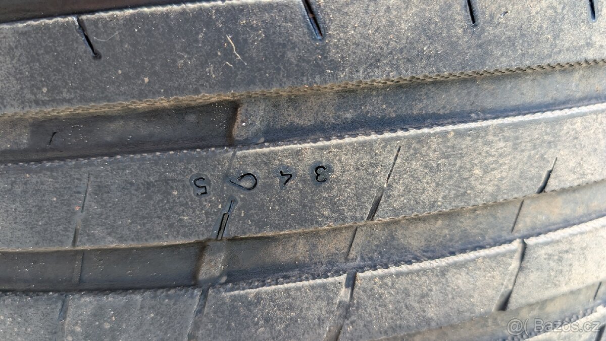 Nokian Tyres Powerproof 1 235/55ZR17 - 2