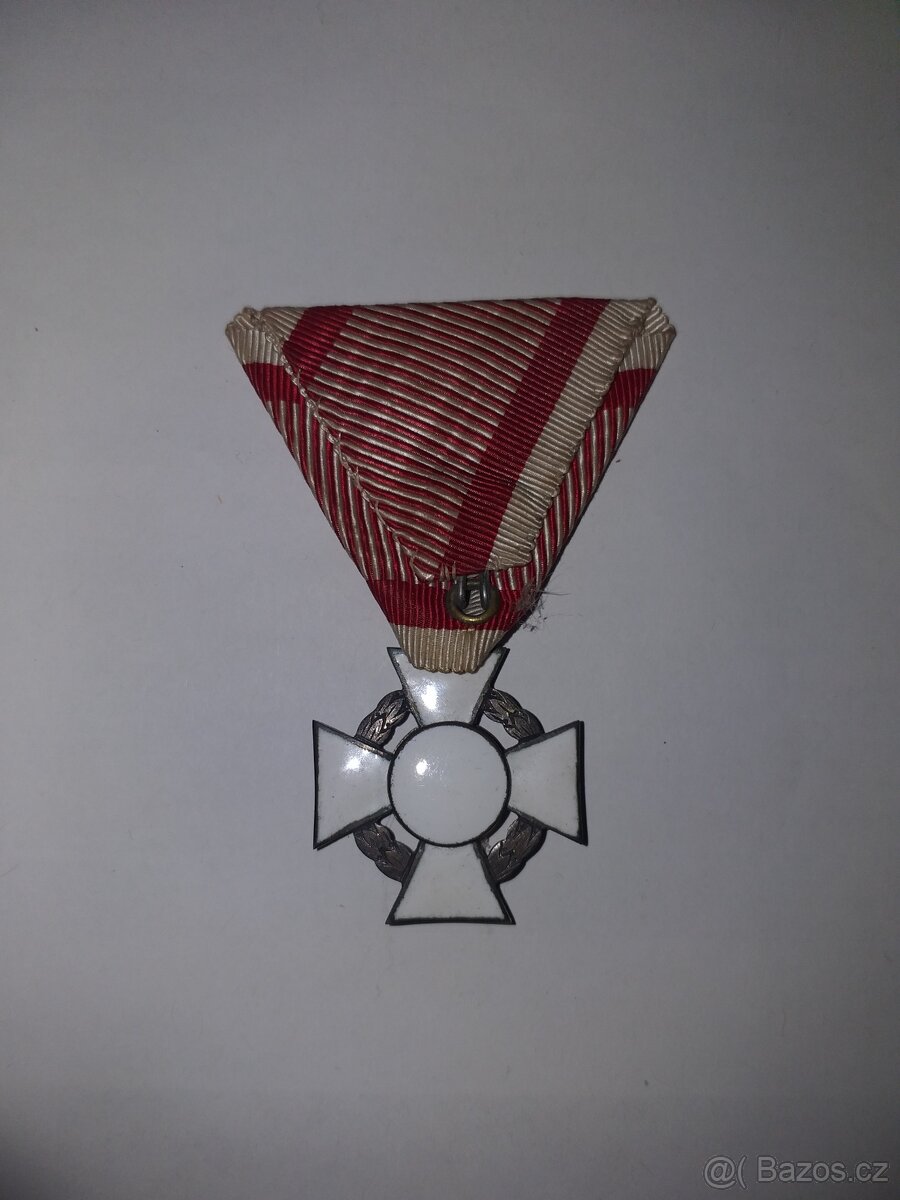 ZÁSLUŽNÝ KŘÍŽ A ŘÁD RU - 2