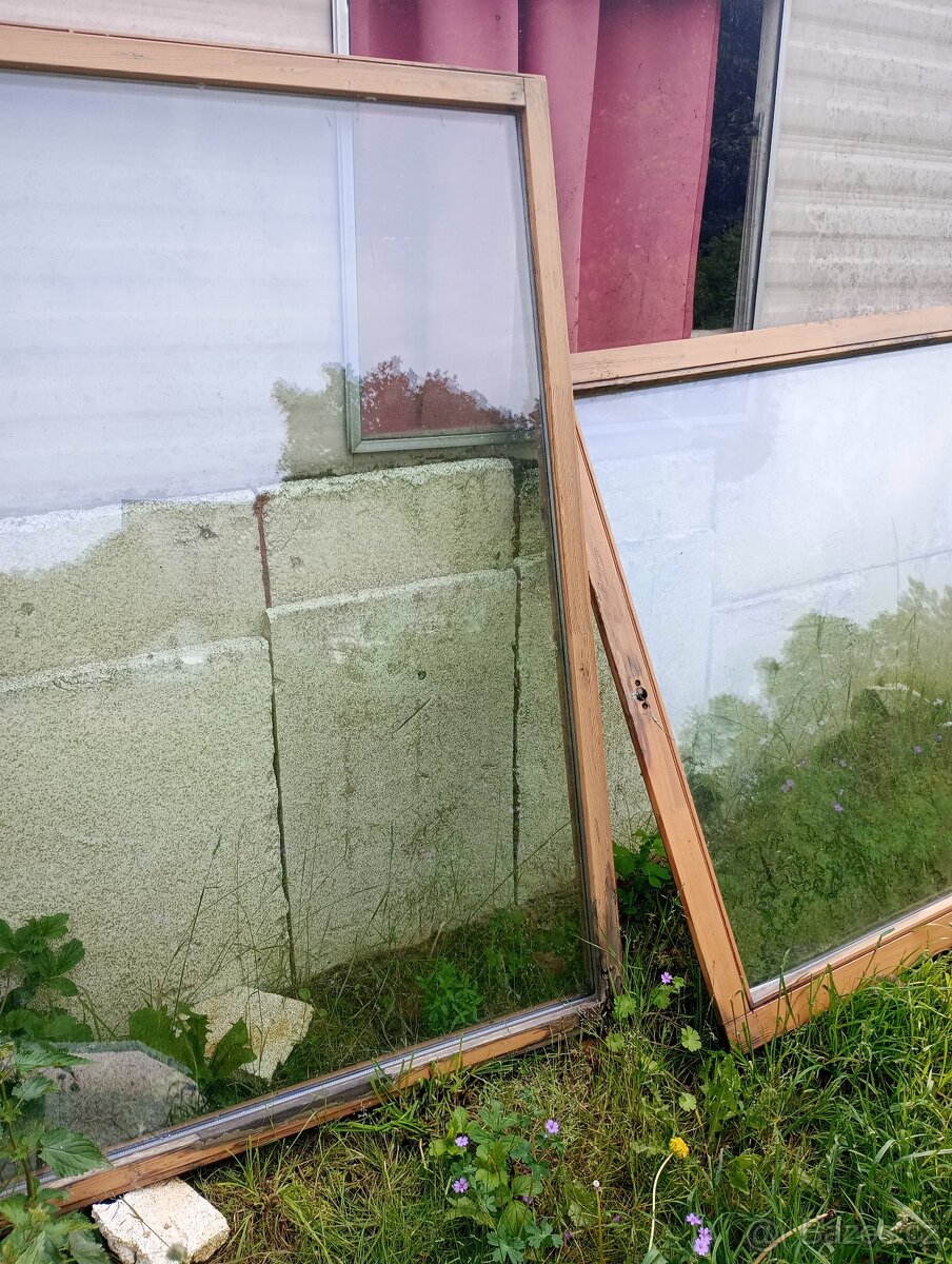 Prodám použitá okna, dveře - lepené dvojsklo - 2