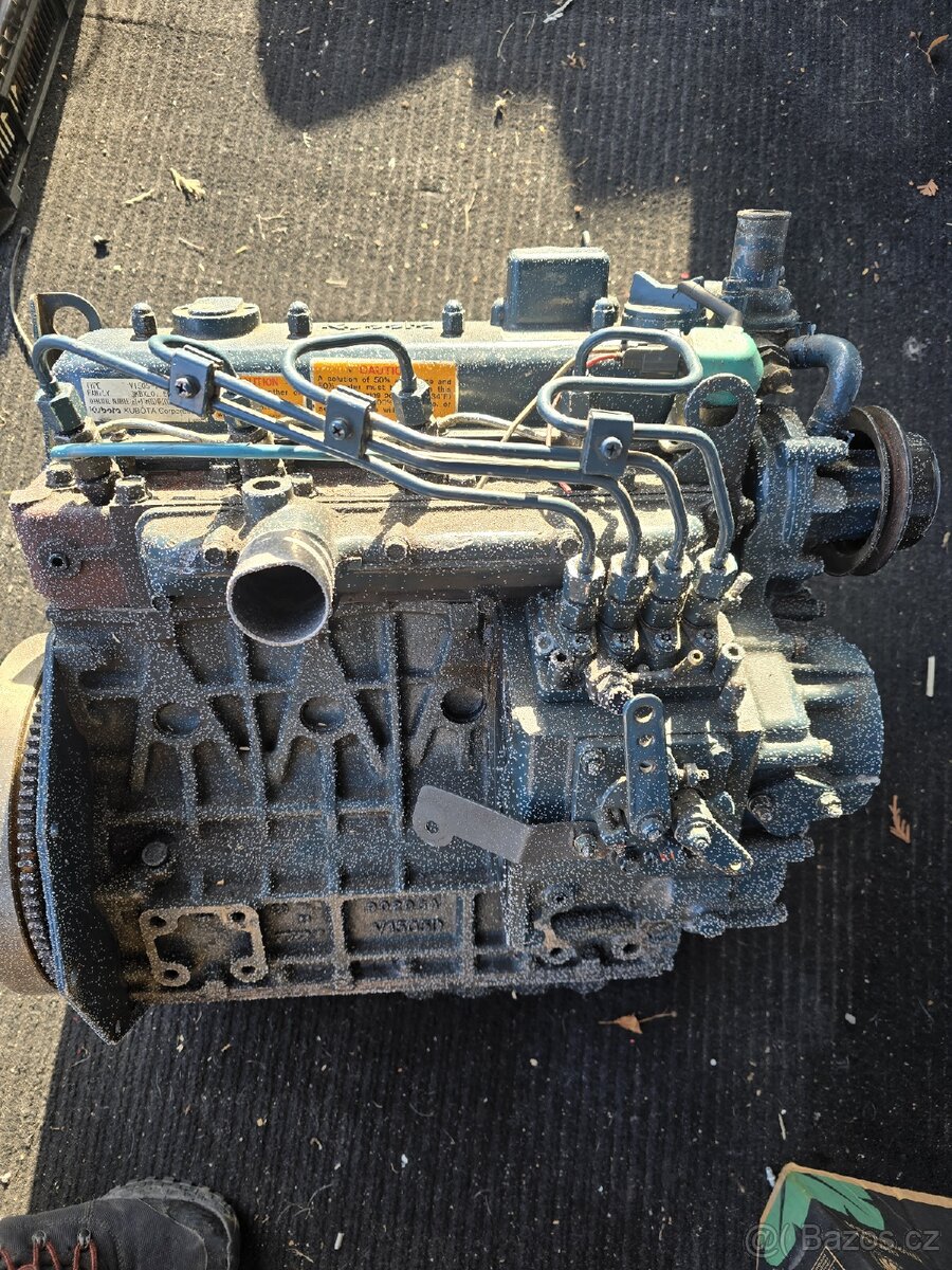 Motor kubota 1505 4-valec - 2