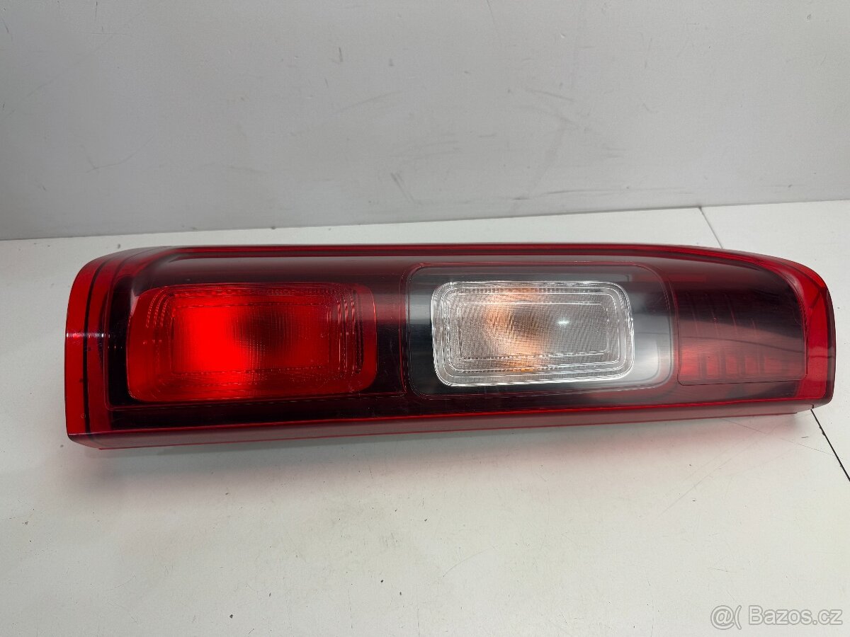 Zadní světlo Opel Vivaro B( Trafic, Primastar) Levé + pravé - 2