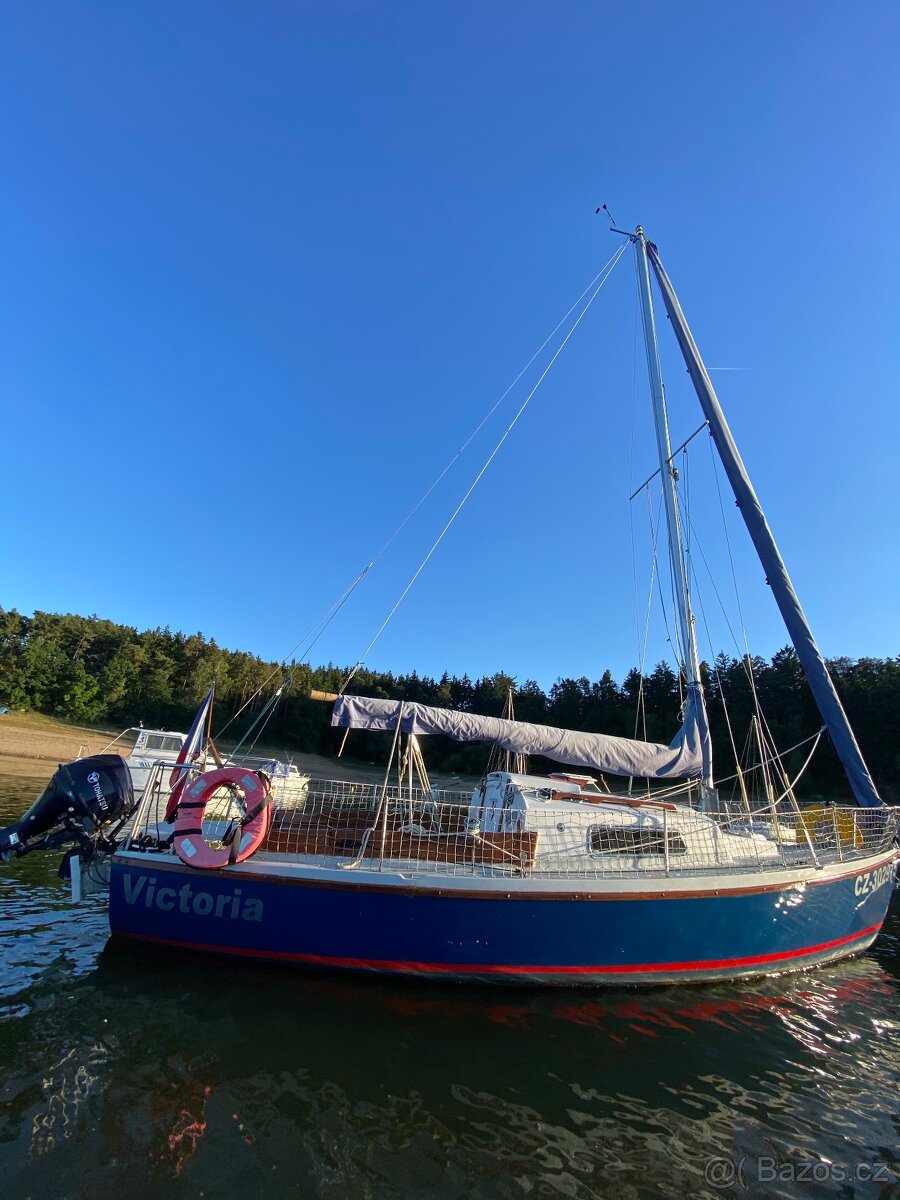 Na prodej krásná anglická plachetnice Victoria 22 - 2