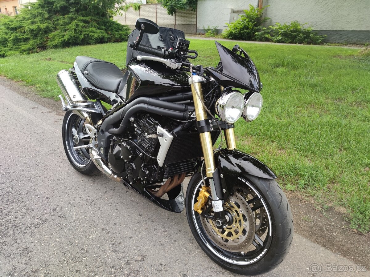 Triumph Speed Triple 1050 - 2