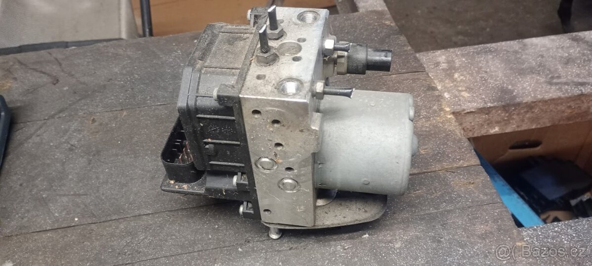 VW Phaeton 2014 ABS 3D0614517AK - 2