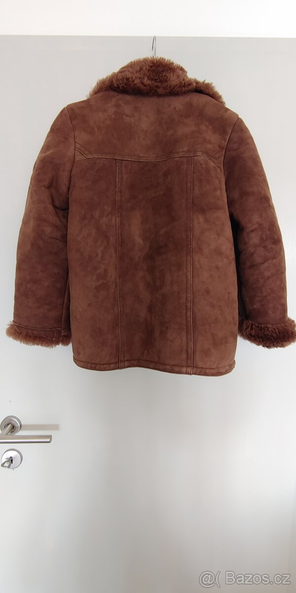 Pravý beránek, kabátek, paleto, kožich. - 2