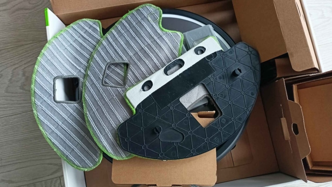 Robotický vysavač + mop iRobot Roomba Combo - 2