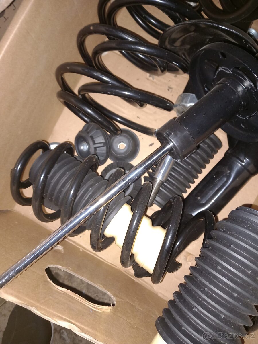 Predni a zadni tlumice VW golf 3 - 2