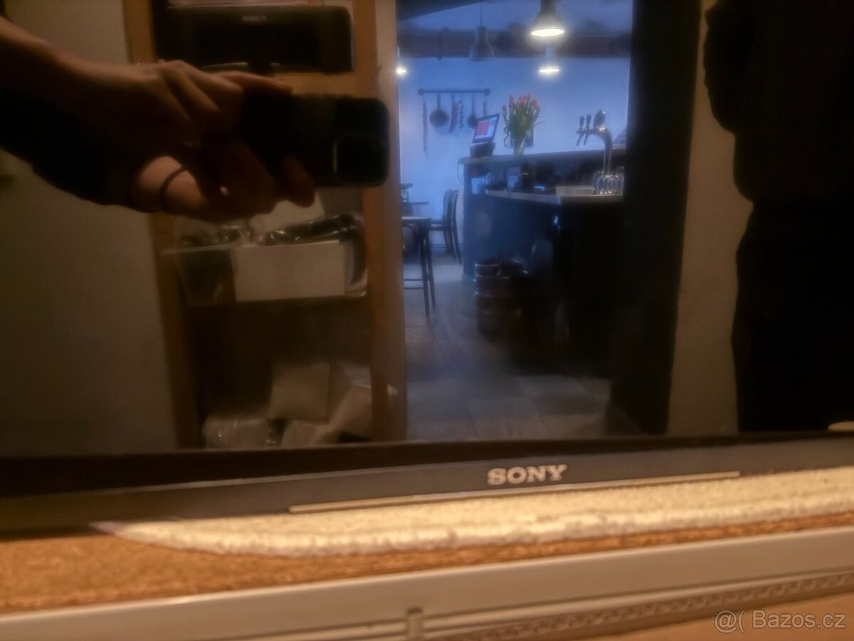 Prodám Sony Bravia 50 - 2
