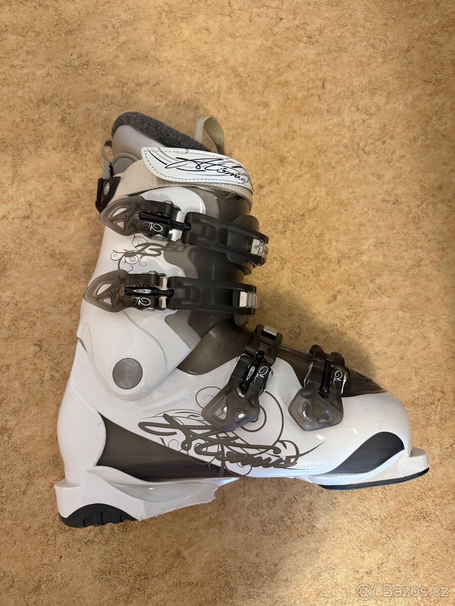 Lyze Rossignol + lyzarske boty Atomic - 2