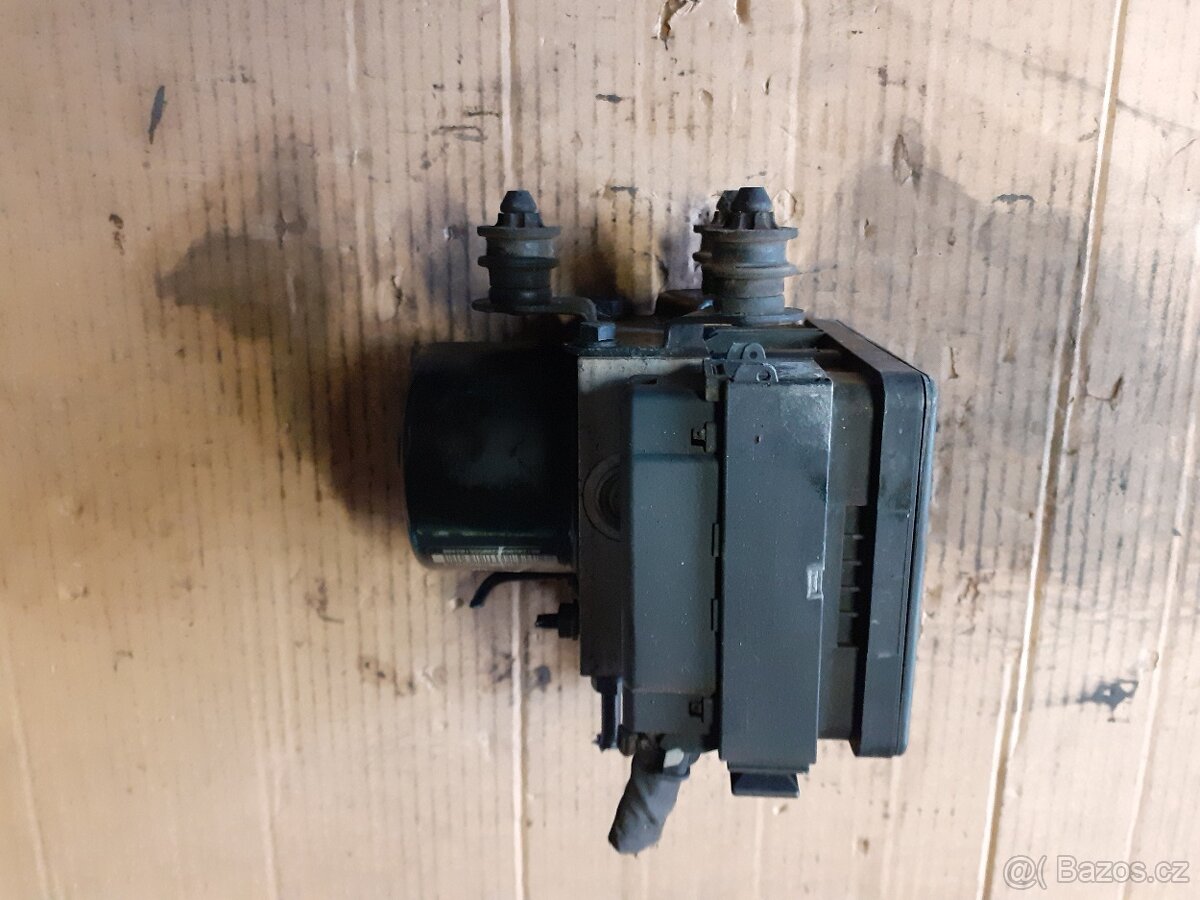 ABS 1K0 907 379AA - VW - 2