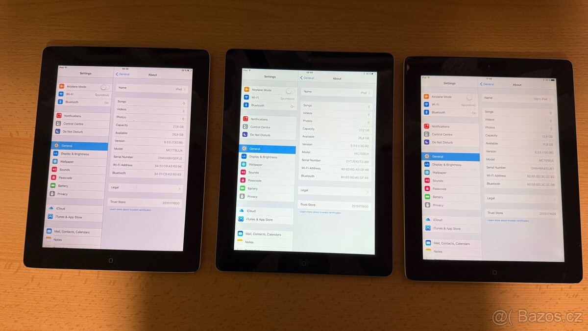 3x iPad 3 a 2. Generace - 2