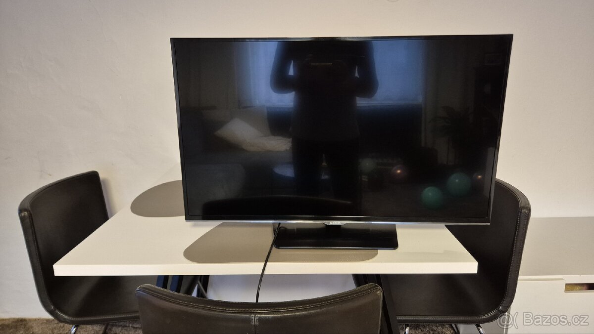 TV Samsung, 80 cm - 2