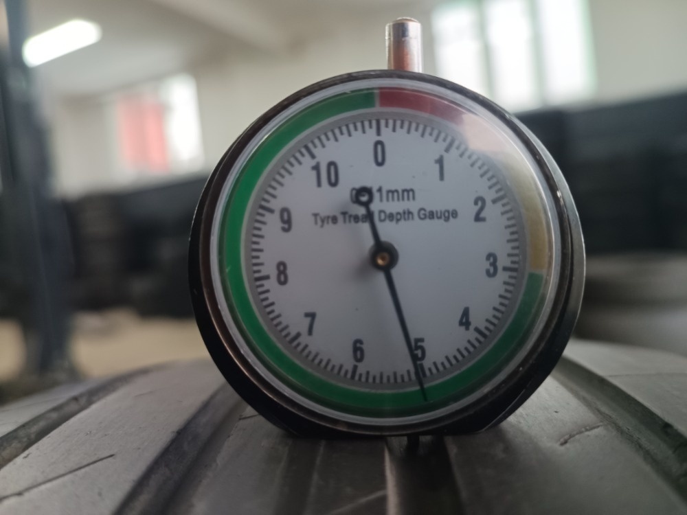 215/60 R17 GOODYEAR (3524) - 2