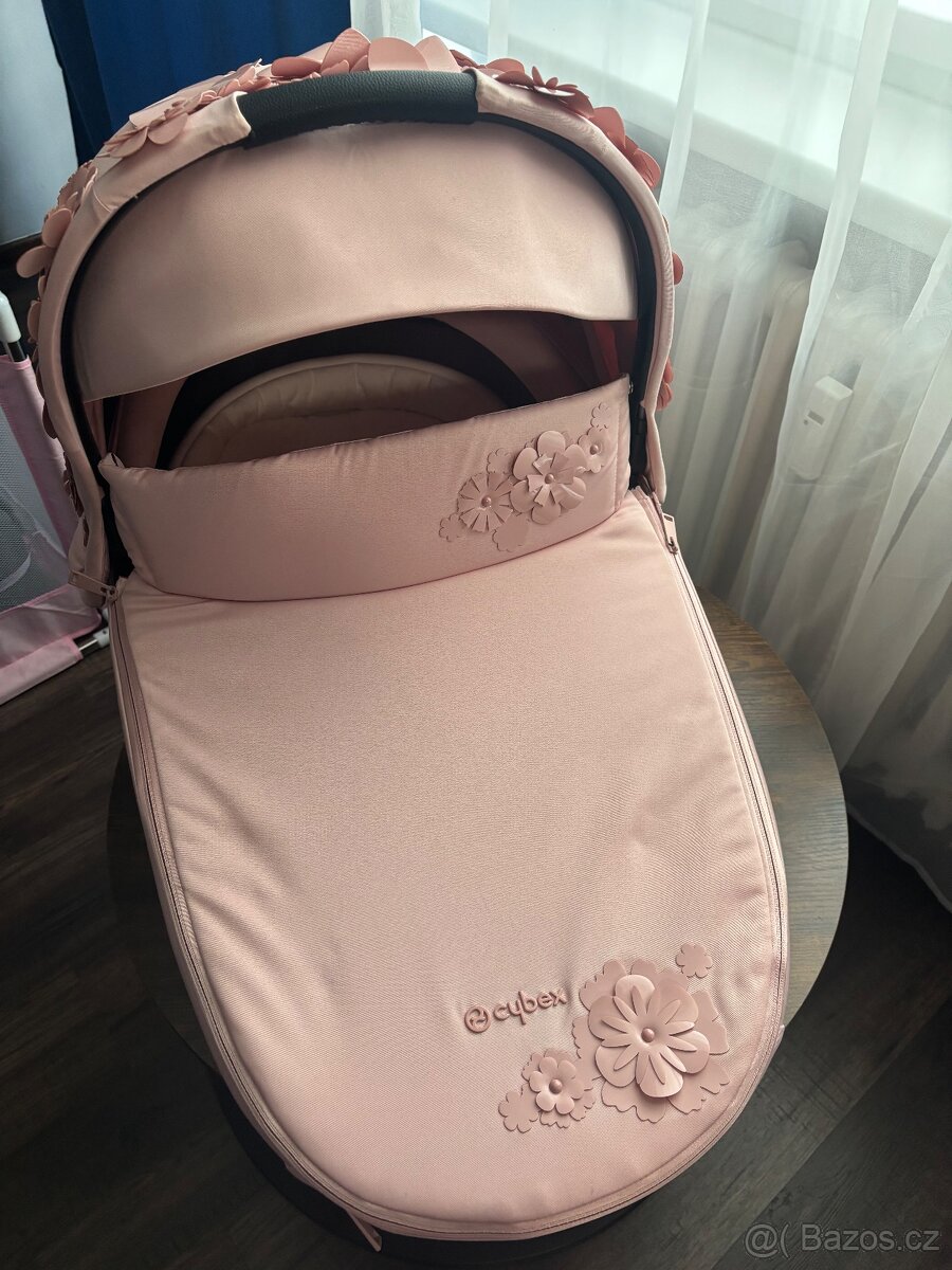 Cybex - 2