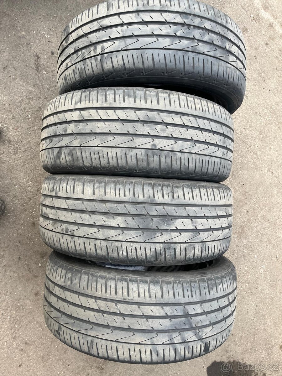 Hankook 235/50/19 - 2
