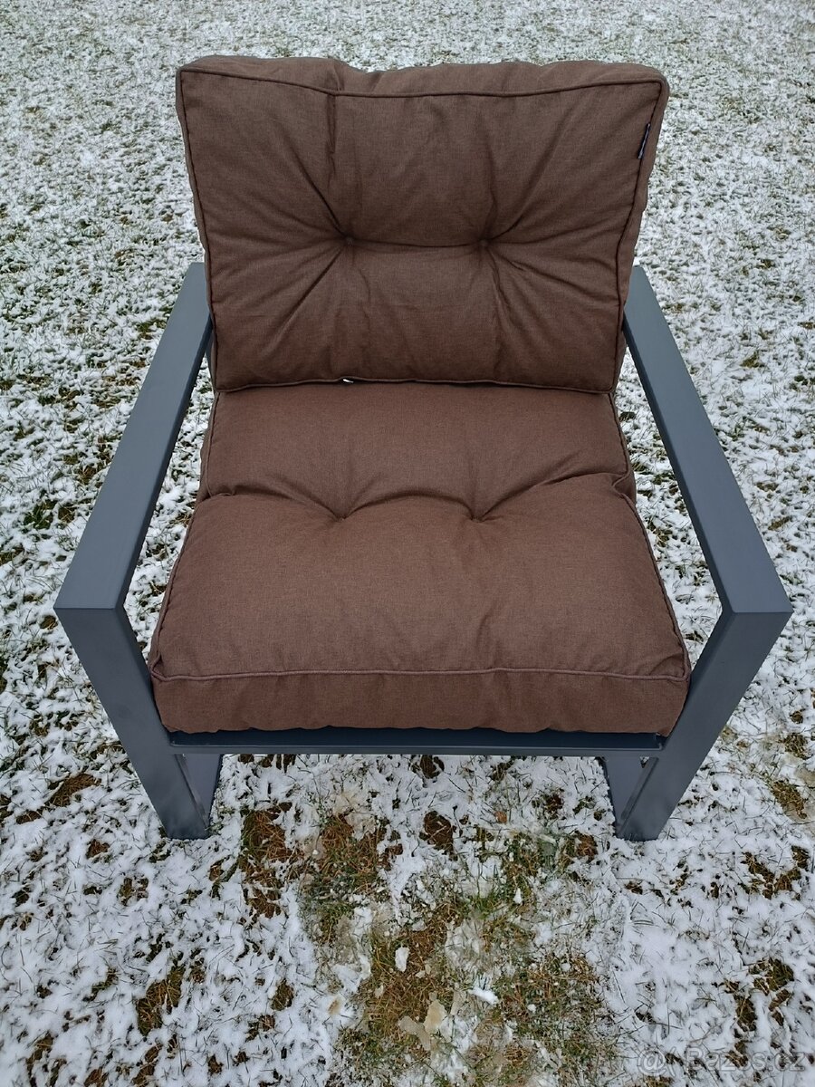 Zahradní nábytek - 2