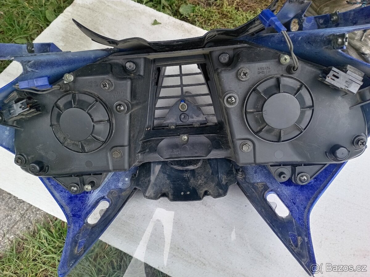 Yamaha R6 světlo rj11 - 2