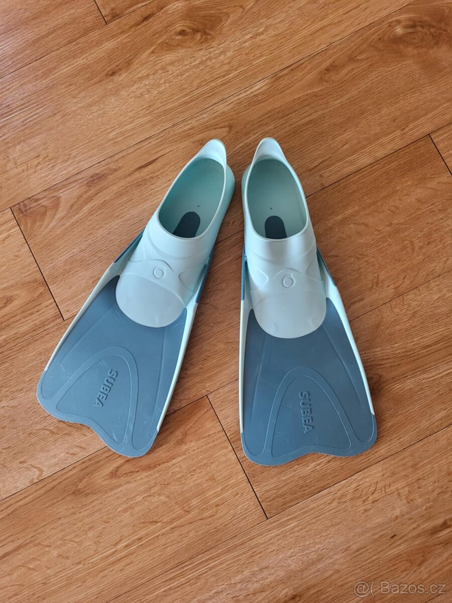 Dětské boty do vody + ploutve na potápění - 2