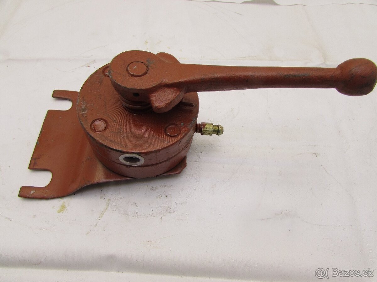 Prepinac hydraulickych brzd Zetor 2011-3011-4011 - 2