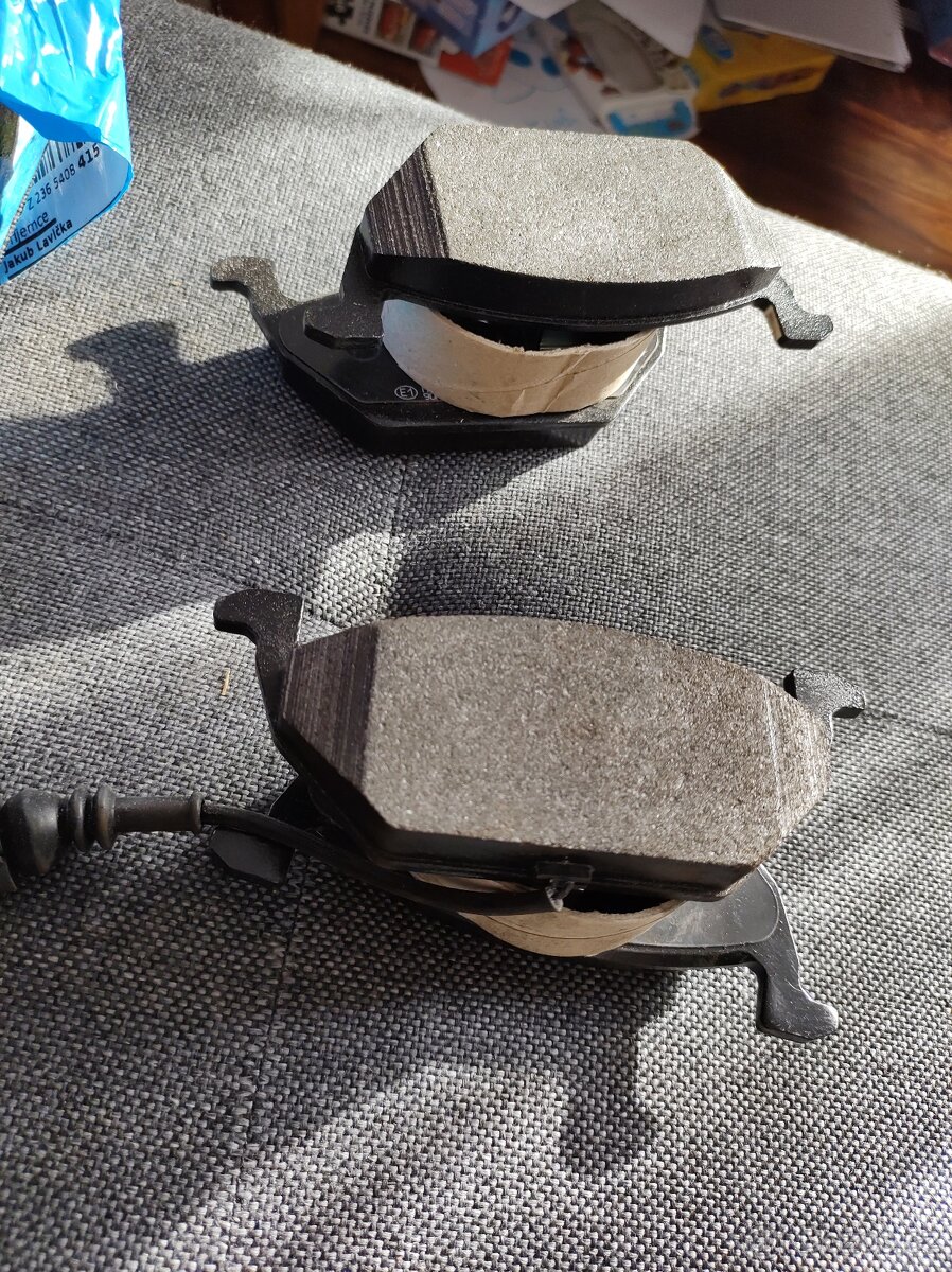 Octavia 2 brzdové destičky - 2