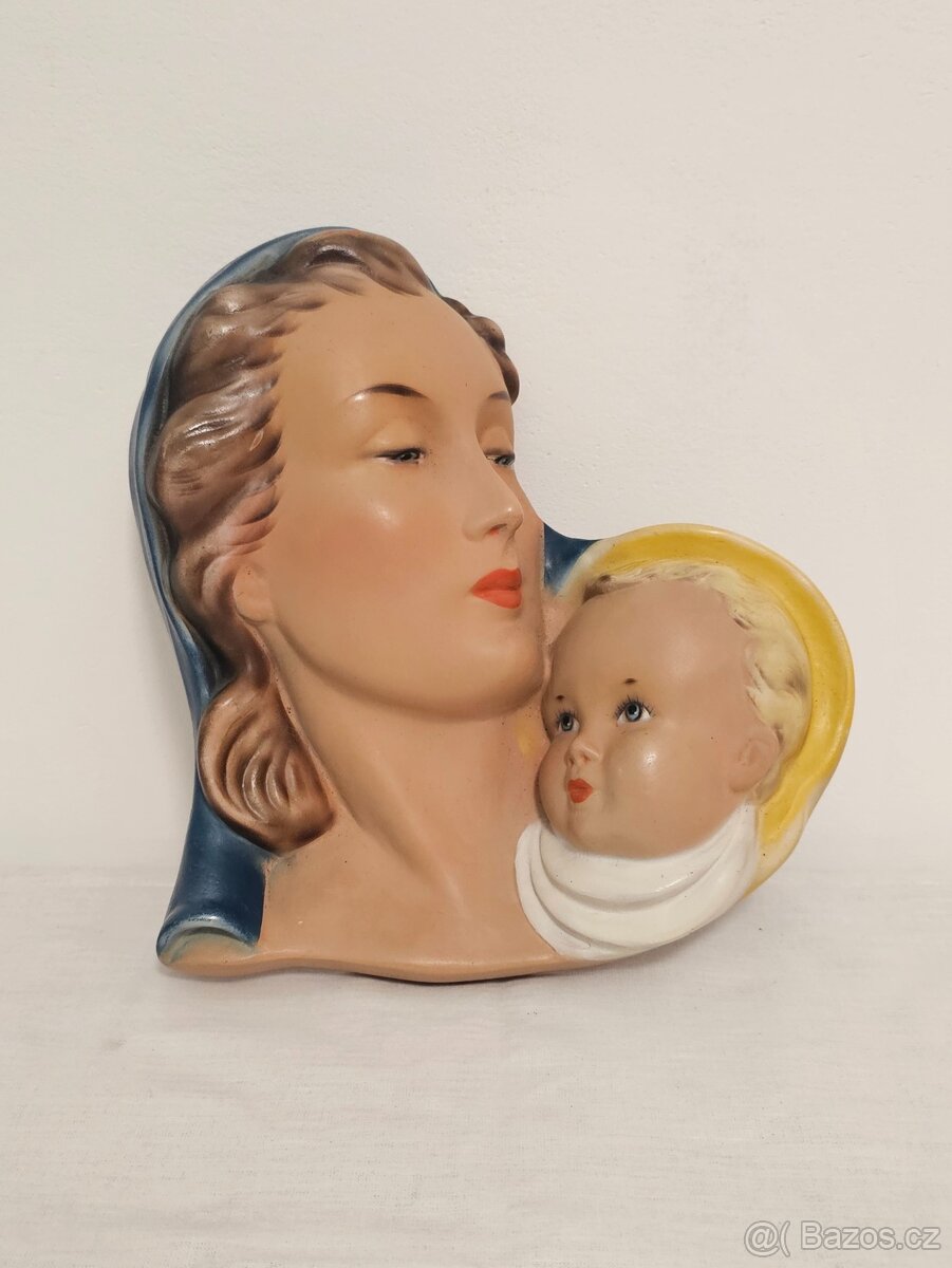 Stará keramická plastika panny Marie a dítěte - 2