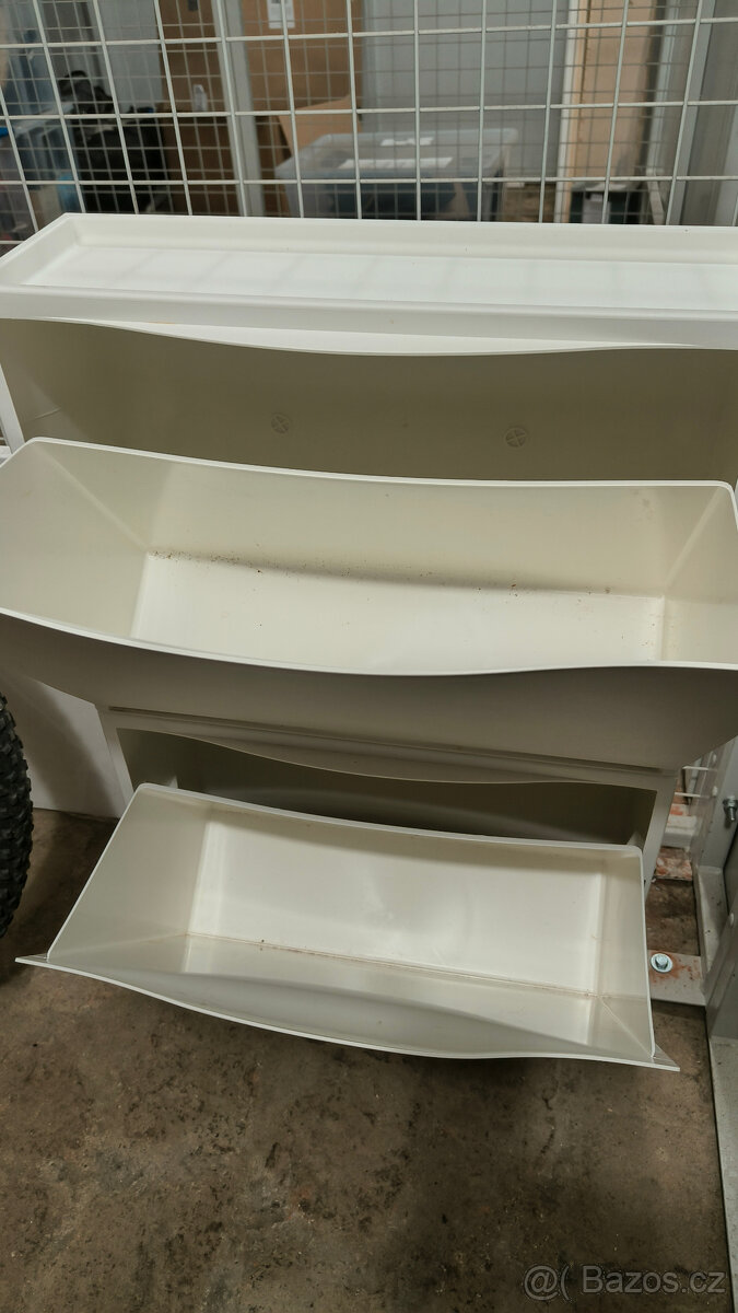 Botník Ikea Trones - 2