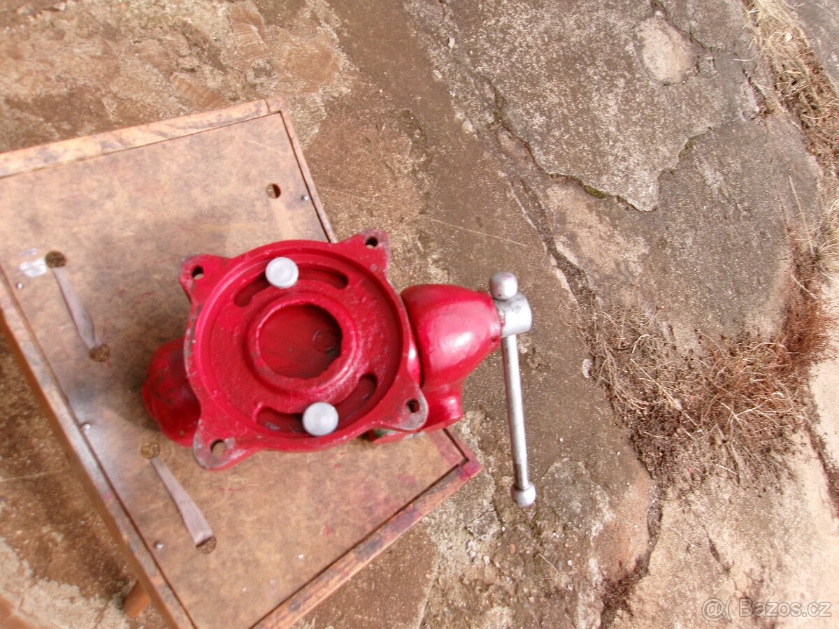 svěrák york 125 - 2