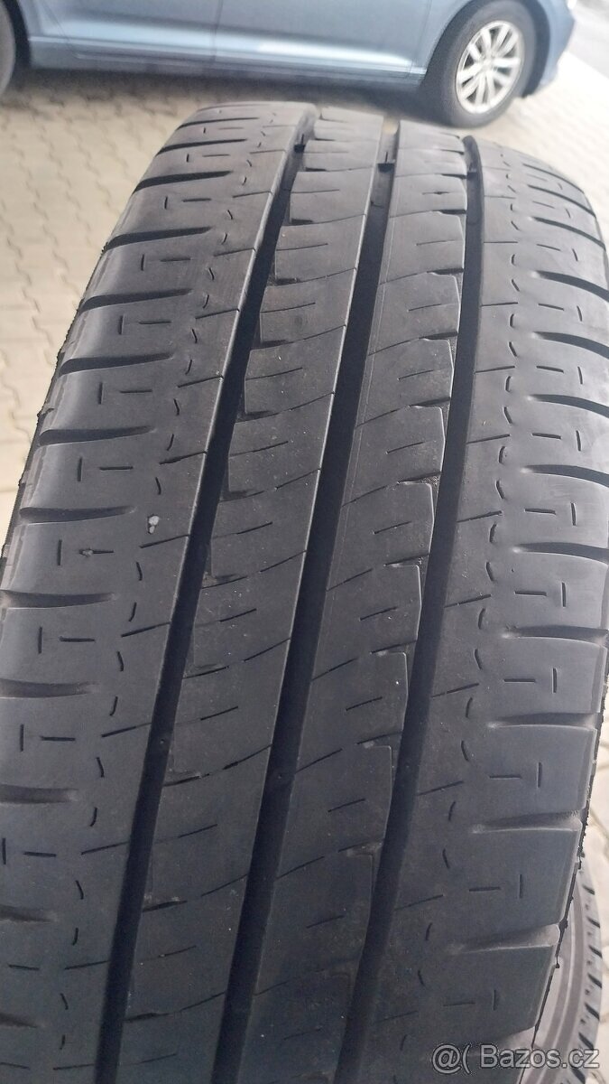 Prodám 4 x letní pneu Michelin 225/65/16 C - 2