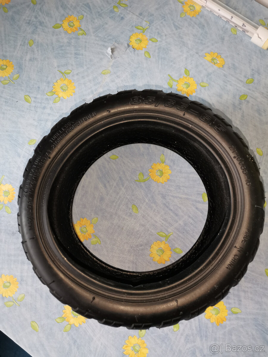 Prodám novou bezdušovou pneumatiku na elektrokoloběžku. - 2
